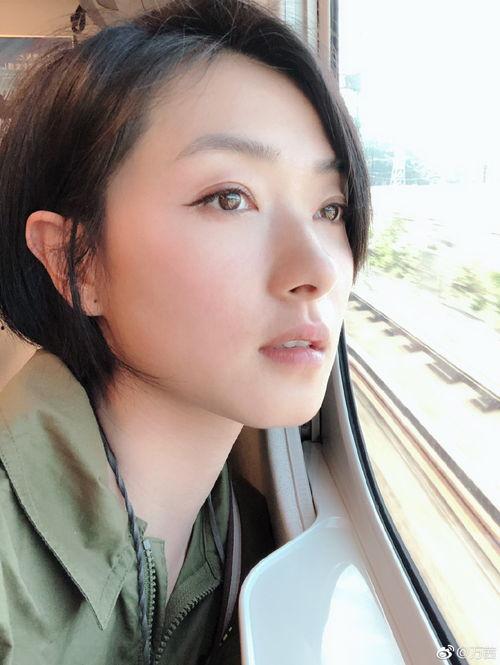 万茜行李爆料视频播放,揭秘明星出行必备清单  第3张